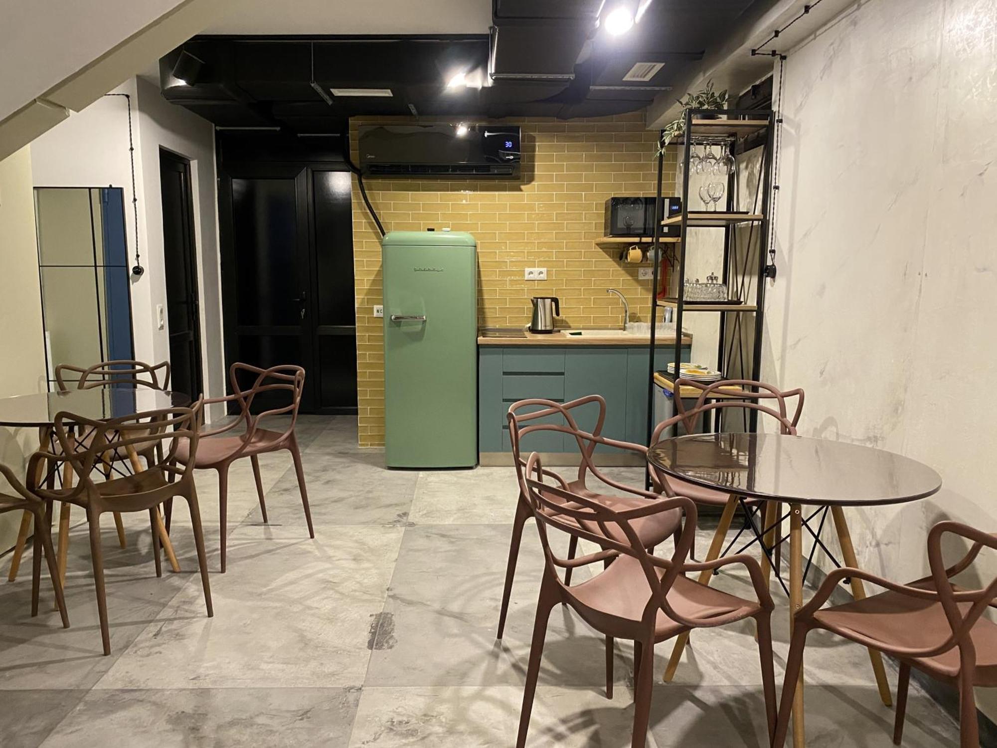 Ostello Dorm Kutaisi Esterno foto